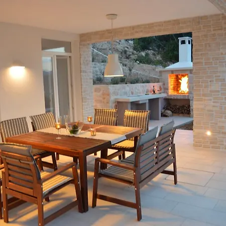 Holiday In Mali Iz/insel Iz 34345 Mali Iz